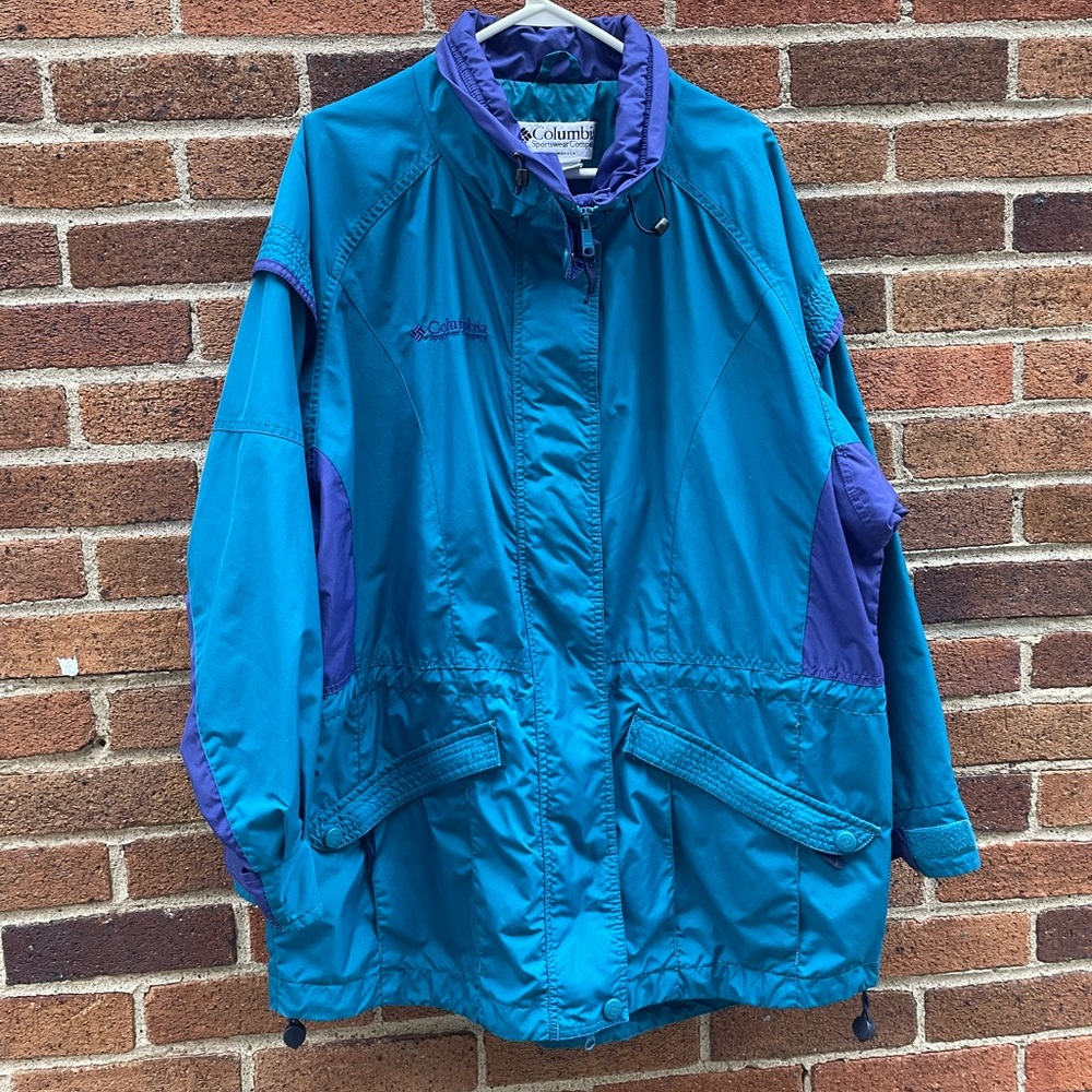 90s Retro Columbia (Gizzmo Collection) Windbreaker Jacket in Purple and women